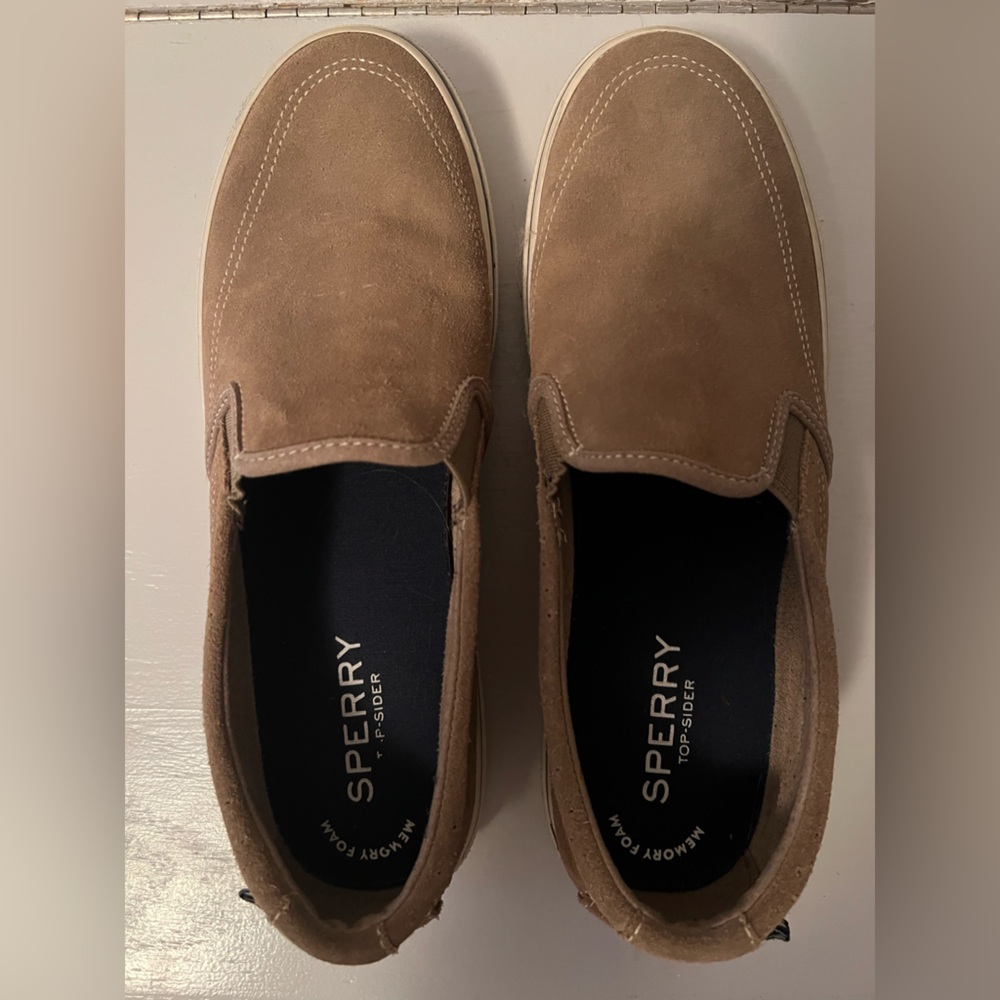 Like New Mens Sperry Slip On